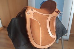 DEUBER-silla-ajustable-de-BIENESTARCABALLO-3