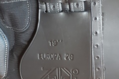 Zaldi-Europa-2G-universal-negra-a-medida-EQUIscan-de-BIENESTARCABALLO-10