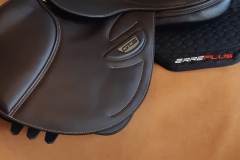 Silla-salto-Erreplus-GTS-a-medida-de-BIENESTARCABALLO-Espana-10